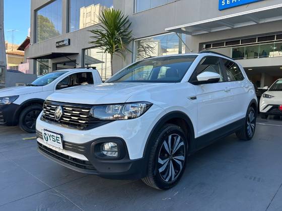 VOLKSWAGEN T-CROSS 1.0 200 TSI TOTAL FLEX COMFORTLINE AUTOMÁTICO VOLKSWAGEN T-CROSS 1.0 200 TSI TOTAL FLEX COMFORTLINE AUTOMÁTICO